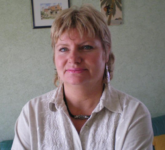 Evelyne, alias Evy